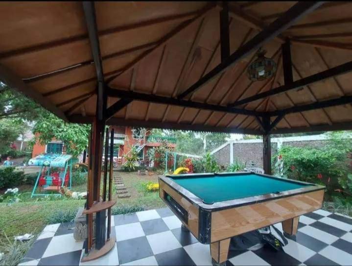 Villa Sentebale Bogor Bagian luar foto